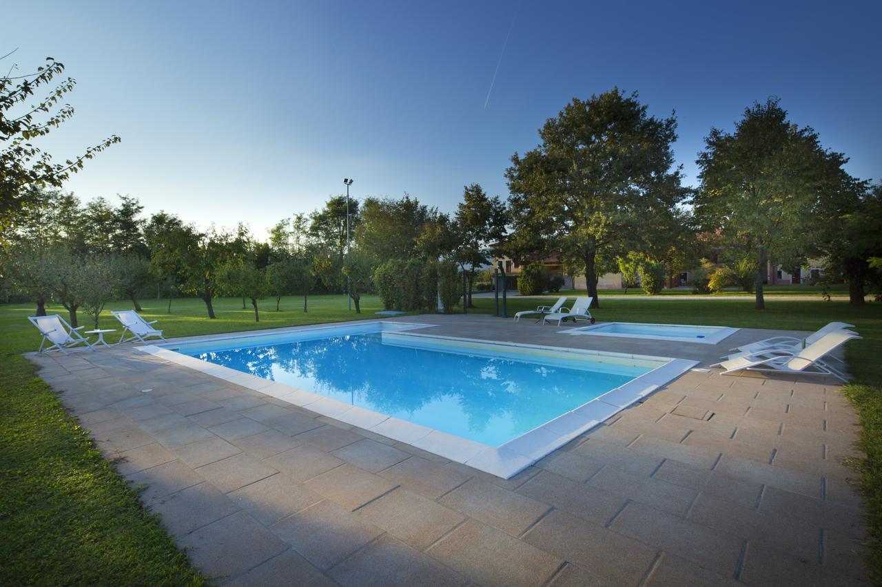 Agriturismo Borgo Tecla Роза Экстерьер фото