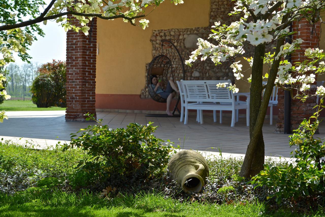 Agriturismo Borgo Tecla Роза Экстерьер фото