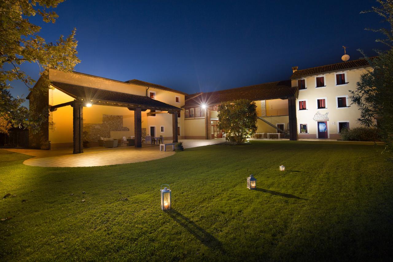 Agriturismo Borgo Tecla Роза Экстерьер фото