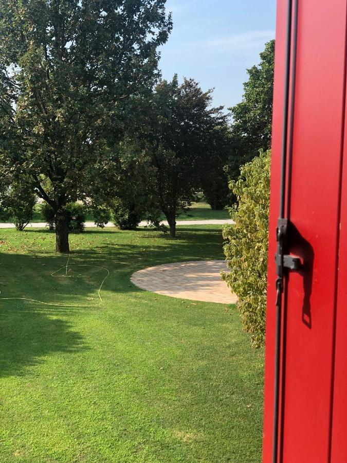 Agriturismo Borgo Tecla Роза Экстерьер фото