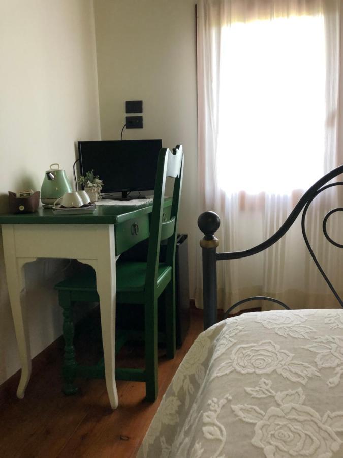 Agriturismo Borgo Tecla Роза Экстерьер фото